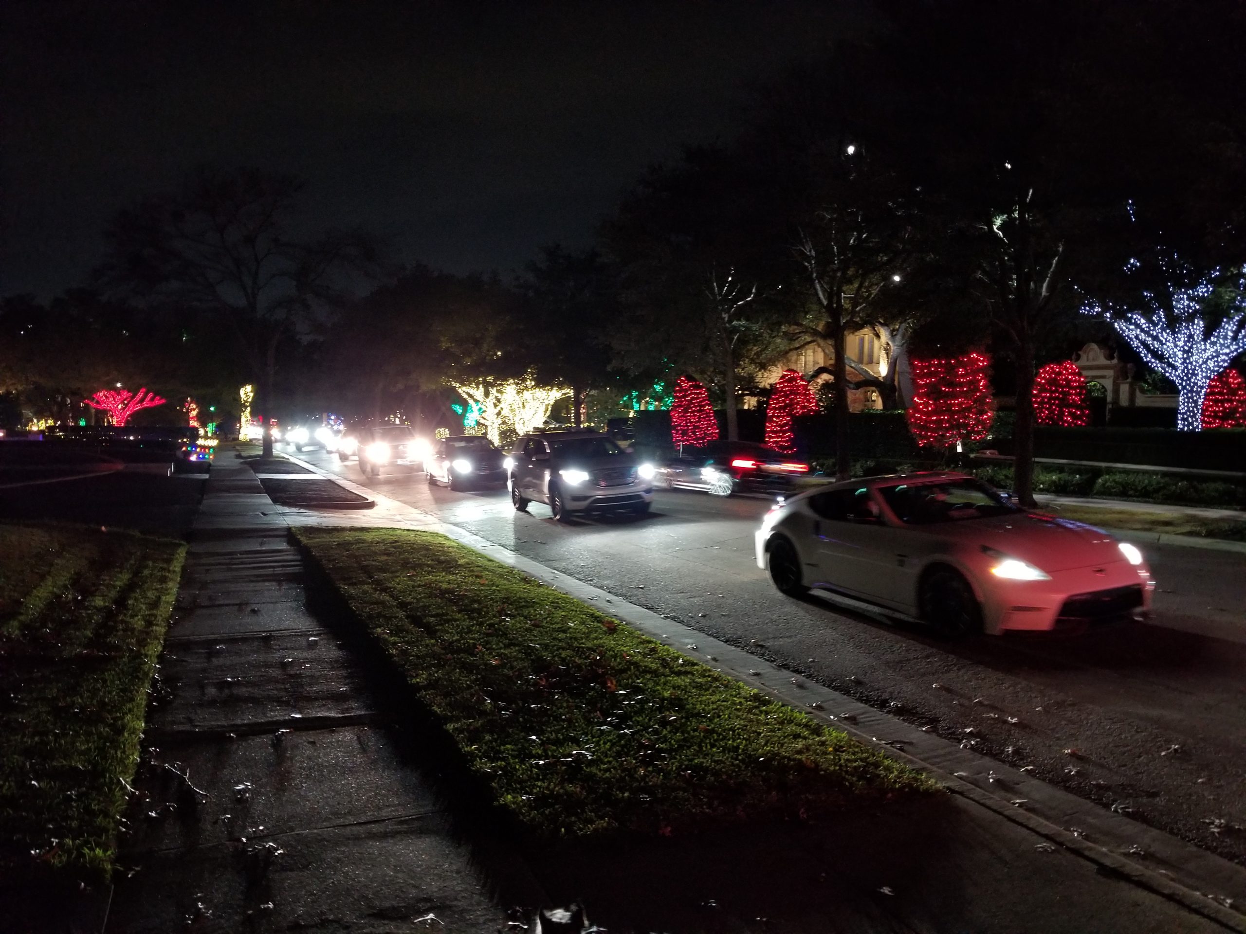 Christmas Eve Traffic Jam On Beverly Drive The Good Life Park Cities